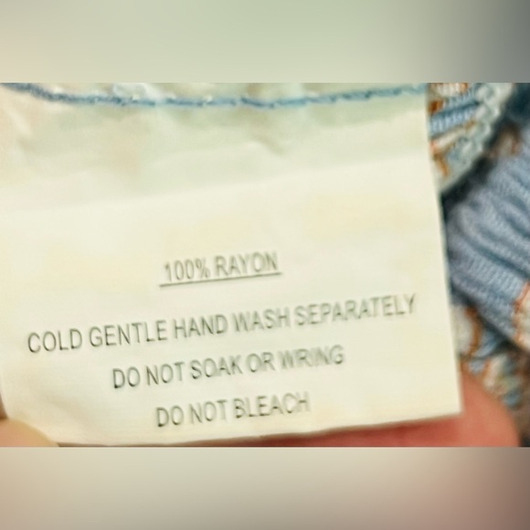 SAINTS & SECRETS
Soleil Ruffle Strap Shirred Dress Leaf Print Blue size med - Picture 7 of 15